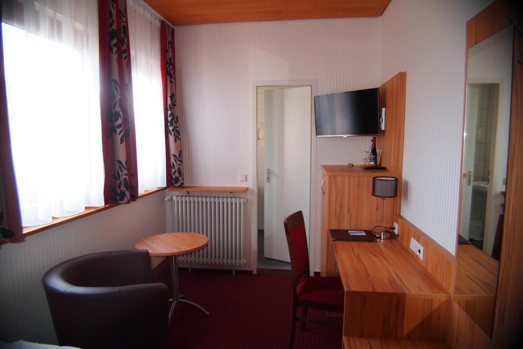 Hotel Am Bad Tuebingen Room photo