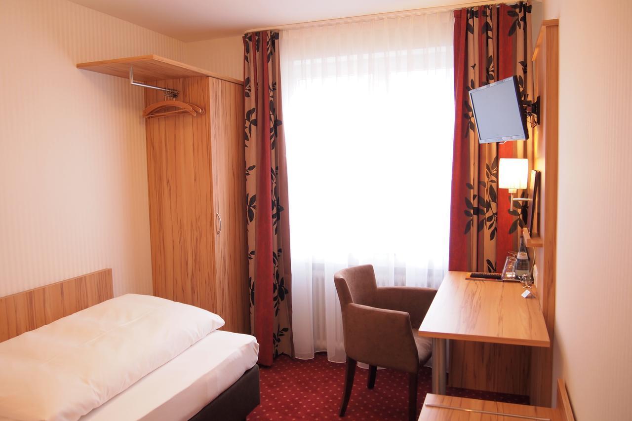 Hotel Am Bad Tuebingen Exterior photo