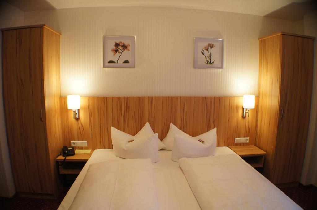 Hotel Am Bad Tuebingen Room photo