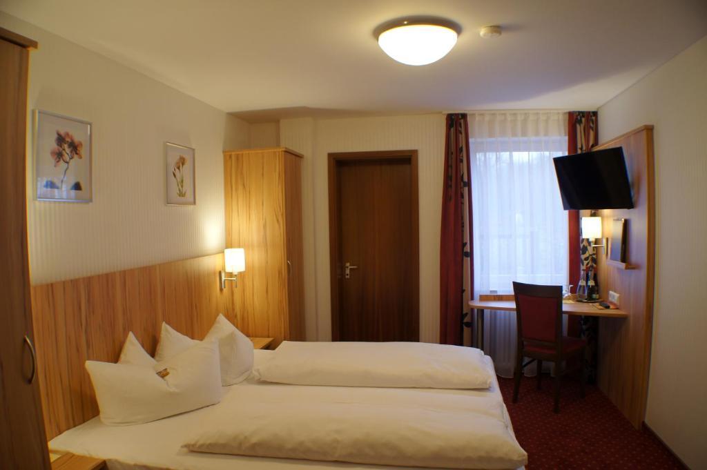 Hotel Am Bad Tuebingen Room photo