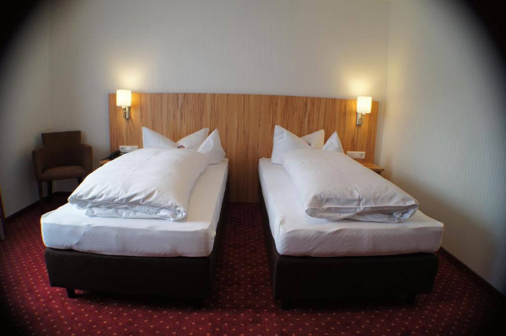 Hotel Am Bad Tuebingen Room photo