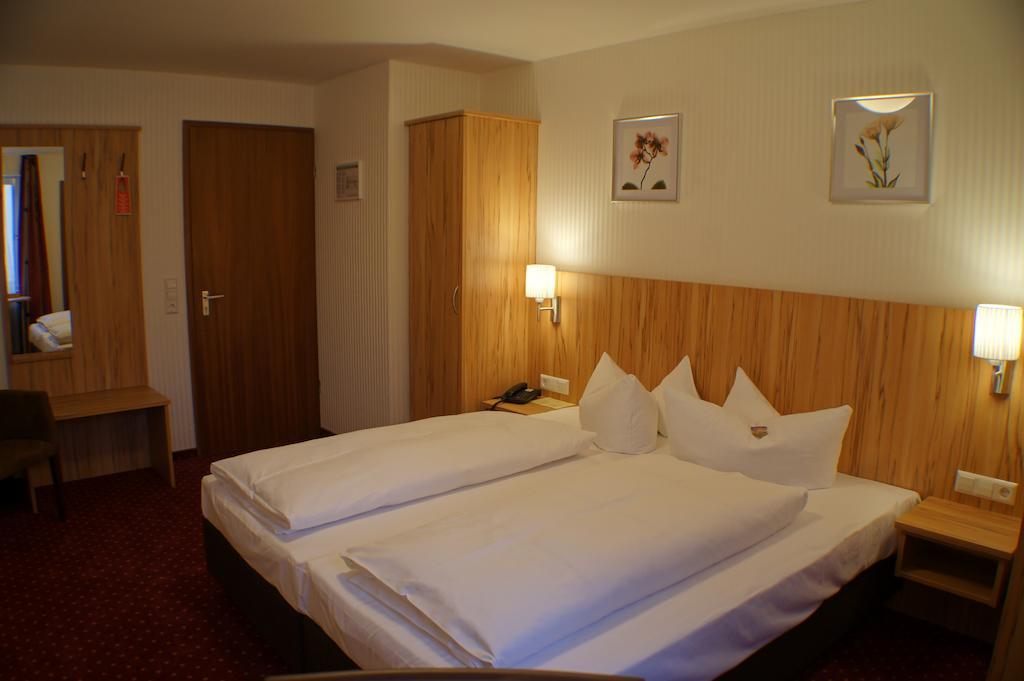 Hotel Am Bad Tuebingen Exterior photo